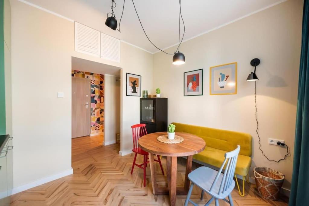 Eclectic City Apartment Near Old Town Warsaw Luaran gambar